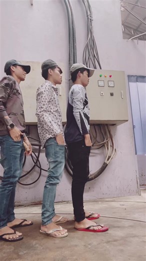 Mk tt hz#ចង់ល្បីដូចប្រូដែរ😹🤣🤣🤣🤣 #fyp #fppppppppppppppppppp