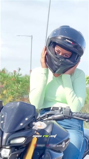 MT 15 GIRLS RIDER 🥰 ! #mt15 #ytshorts #shorts #viralshorts