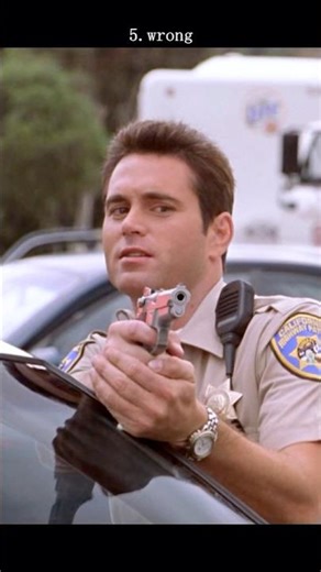 🦨 CROCODILE DUNDEE in LA: "That's Not a Cat, Mick!" (Highway Chaos Scene) 🚔🤣