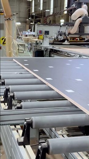 Fully automatic nesting production line automatic loading and labeling system. #wood #factory