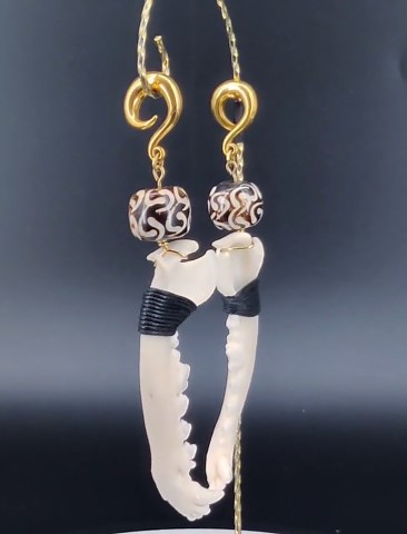 Coyote Jaw Bone, Batik Bone Bead Ear Weights, With SS Spiral Hooks. *real Humanely Collected Bones* One of a Kind. Hangers Body Mods - Etsy UK