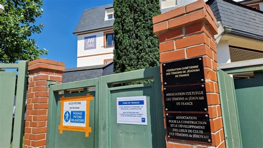 Louviers abrite le siège national des Témoins de Jéhovah : qu’y font-ils ?