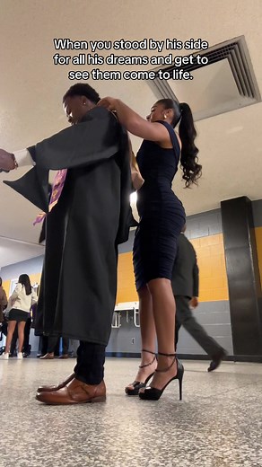 The cop standing and smiling made the video better 🥹🫶🏽 DEGREE MY MAN!! He got his mf masters!!! #graduation