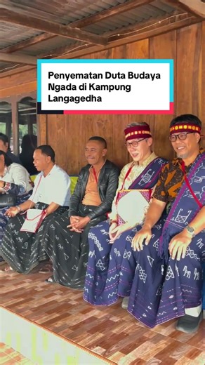 Bupati dan Wakil Bupati Ngada bersama seluruh pimpinan perangkat daerah menghadiri acara penyematan Duta Budaya Ngada kepada Mr. Awano Investor dari Provinsi Akita Jepang pada Rabu, 14 Januari 2026 bertempat di Desa Langagedha. #fypシ゚ #fypシ゚viral🖤tiktok #fyppppppppppppppppppppppp #fypage #fyppp