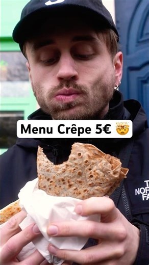 Crepe menu for €5 in Paris 😳