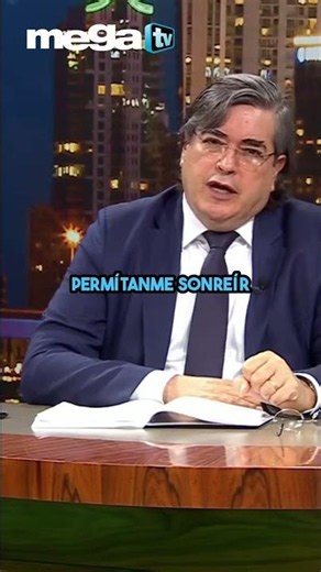 Trump Insulta Reportera CNN: ¿Político Corrupto? #shorts