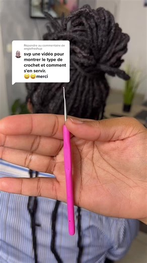 Stylish Hair Twisting Techniques with a Comb