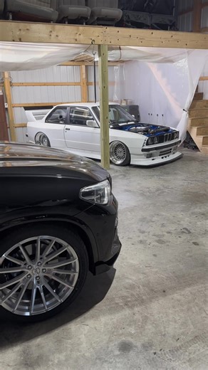 Exploring BMW E30 325i Projects