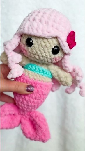 Free Mermaid Pattern #crochetmermaid #amigurumi #crochetplushies #crochetdoll