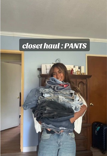 Closet Haul: Stylish Pants Collection on Depop