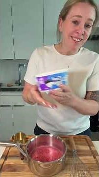 Marlowe Jello 1-2-3!! 🙌🏼 Single serve recipe- 3/4 cup boiling water 1 1/2 tsp jello gelatin (any