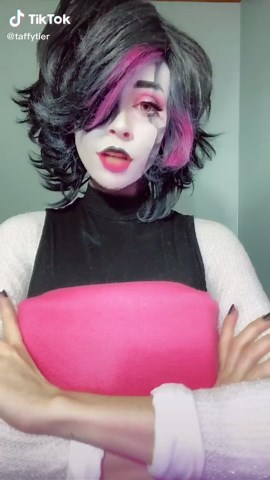 im really happy about bringing MTT back after 2 years but this new ￼ algorithm is making all my videos flop😭 #mtt #mettaton #undertale