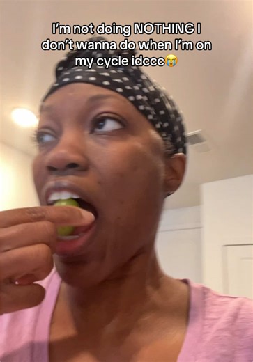 These grapes good af, my bad ya’ll😭😂 #pms #menstralcycle #womenproblems