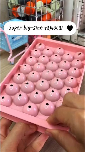 #greenscreenvideo Super big size tapioca #fyp #foryou #tapioca #tapiocapearls #diy #drinksathome #drinkstiktok #bubbletea #bubbleteachallenge #howtomakedrinks #homemadedrink #boba #tapiocalabchallenge