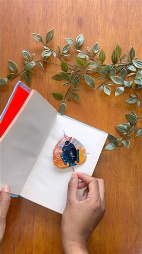 Buddha Painting on Real Leaf 🍃 | Leaf Painting | DIY Bookmark #shorts