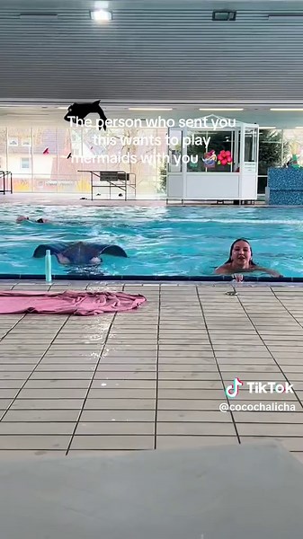 Playing mermaids with @MerChrissi 💕🌺 #mermaid #siren #h2ojustaddwater #h2o #makomermaids #mako