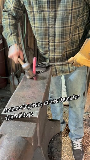 We’re working hard to add lots of great items for the holiday shopping season. Remember to shop small before heading to the big box stores. Keep checking out our Etsy shop for new items posted as fast as we can make them (link in bio) #blacksmith #blacksmithing #shopsmall #forged | David May