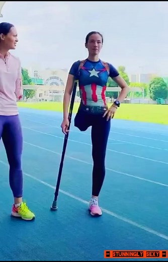 Chinese RAK Amputee Lady - Stump Dance 1