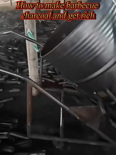 Compared with traditional carbonization equipment, the charcoal machine does not require complex pretreatment, greatly improving processing efficiency. The finished charcoal has excellent combustion performance and high purity, widely used in fuel, barbecue, agricultural improvement and other fields.#CharcoalFormingEquipment#MechanizedCharcoalFormingEquipment#BBQCharcoalFormingEquipment#ActivatedCharcoalFormingEquipment#CoconutShellCharcoalFormingEquipment#RiceHuskCharcoalFormingEquipment#Sawdus