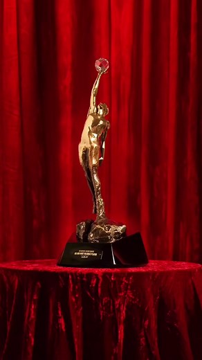 A look at the legendary namesakes behind the new NBA Kia Performance Award trophies 👀 #nba #basketball #awards