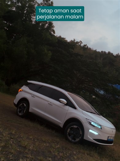 Lampu DRL Aletra L8 dirancang untuk meningkatkan visibilitas kendaraan saat berkendara di siang dan malam hari. Desain pencahayaan yang modern membantu kendaraan lebih mudah dikenali oleh pengguna jalan lain, sekaligus memperkuat karakter eksterior Aletra L8. #AletraL8 #Aletra #L8EV