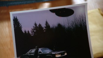 The X-Files S01 E17 "E.B.E." - TV Tropes