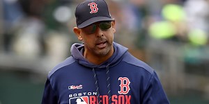 Cora back as Red Sox skipper on 2-year deal