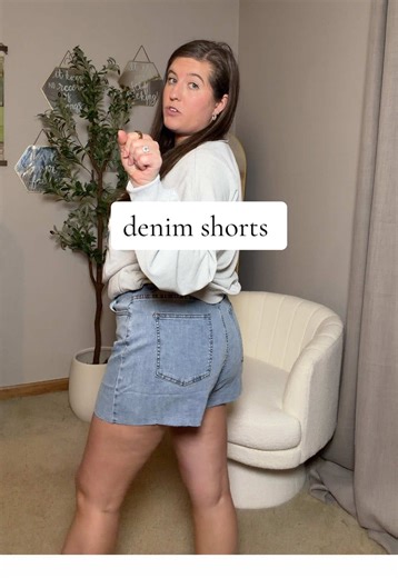 such a great denim short option! #denimshort #shorts #summershorts #comfyshorts