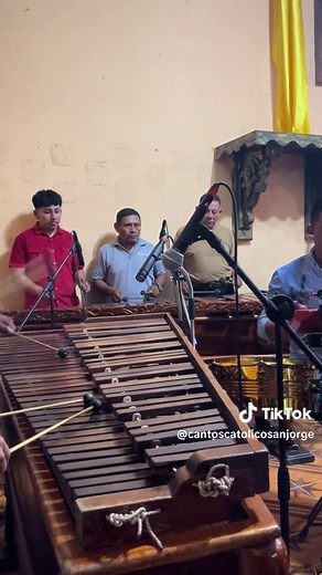 Alabanzas Católicas y Cantos Cristianos | Sali Mision Ain