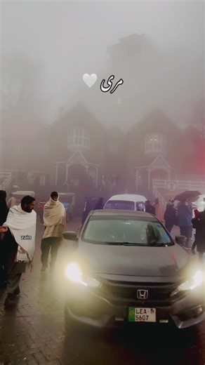 Zero visibility at Murree GPO chowk 🤍🤍 #murree #gpo #foryou #murreehills #creatorsearchinsights
