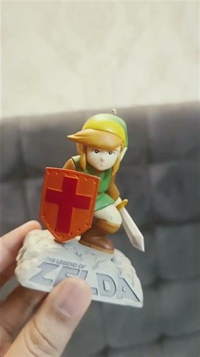 the legend of Zelda statue Nintendo with music. #nintendo #zelda #zeldafan #collectibles