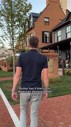 dmvfoodie on TikTok (100K+) on Instagram: "This brand new upscale restaurant called @thehuntonva just opened up @hotelburgva in downtown Leesburg, VA. The interior design is stunning and polished, so it’s the perfect spot for a special night out. The head chef is the former chef of The Restaurant at Patowmack Farm, so I already knew the food was going to be good. Highly recommend starting with the jalapeño poppers (add the salmon roe!), the foie gras mousse, and the kale caesar salad. For entree