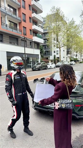 Livraison Porsche à domicile 🏡