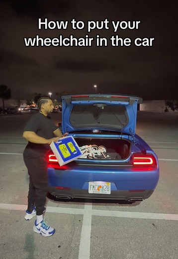 How to put your wheelchair in the car @W - Everyday Body Care #kerrymyworld #fypシ