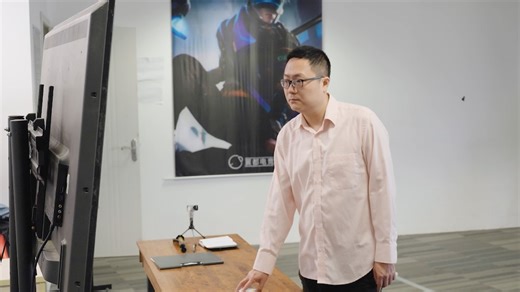 In today's digital age, gaming addiction has become a major challenge for many young people. Hou Xu, the founder of Yidu E-sports Academy in Chengdu, is addressing this issue by applying Confucius's philosophy of "self-reflection" and "teaching according to one's ability." Through professional training and value-based guidance, he helps students understand the positive potential of esports while avoiding harmful obsession. #TheArtofHarmony #Confucius #Heritage | China Plus Culture