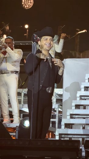 adios amor - christian nodal 1/10 #sorciaconciertos #christiannodal #sorcia #nodal