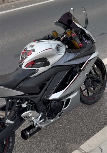 R25 Launch Control Explained