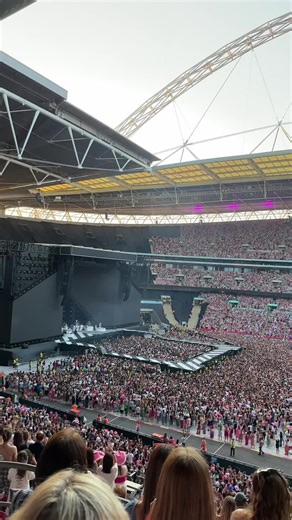Harry Styles Concert Experience at Wembley Stadium