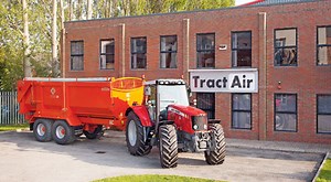 Video: How to fit trailer air brakes - Farmers Weekly