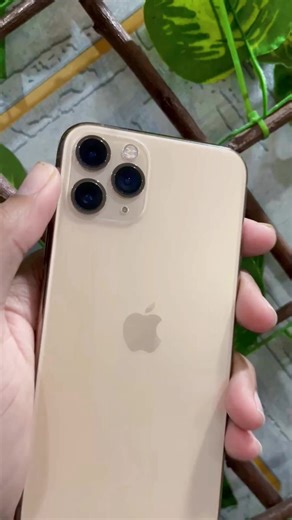 Iphone 11pro official dual pta approved with original box🌸 64gb Battery service total original waterpack Condition: 10/10 ForSale#foryou#foryourpages #tiktok#viral#online@Danial Ayub @شیخ ارسلان ⚜️