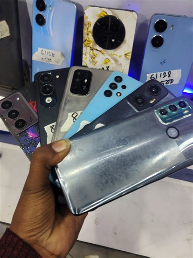 #Niskarshmobile #kushwahamobile #secondhandmobilebirgunj #birganj_braham_chowk_secondhandphone #backstickercustomized