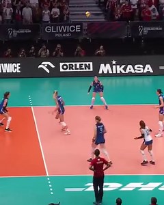 2022 Women's World Champs QF Match Result: Serbia 🇷🇸 3-2 🇵🇱 Poland ➡️ Serbia will play 🆚 USA in the Semifinal Round tonight 630pm gmt. 📰 Match Recap: https://bit.ly/3rP3vNe 📺 Watch the matches LIVE & On Demand on http://VB.TV. ⚡️ #Electrifying2022 #Volleyball #WWCH2022 | Volleyball Nations League