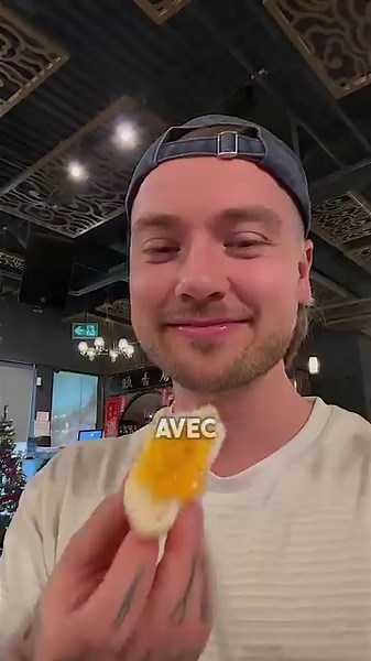 RESTO REVIEW #30 🍽️ DIM SUM à Brossard📍Expérience culinaire chinoise au Restaurant Impérial, où j'ai mangé plein d'affaires pour la première fois de ma vie😳Concept super cool, c'est pour le brunch, menu à la carte et les items arrivent dans des petites boîtes en bois qui ont été cuites à la vapeur! J'ai été un peu dépaysé, mais sans niaiser c'est l'un des places où j'ai le mieux mangé dans mes 30 reviews de resto! Tout est super bien assaisonné et les textures sortent de l'ordinaire🔥 Ce qu'o