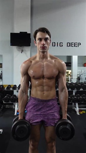 ONLINE FITNESS COACH on Instagram: "Stop focusing on protein as a skinny guy. Carbs are more important for skinny guys!"