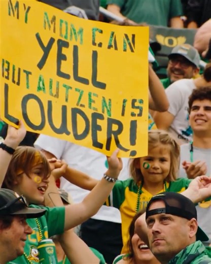 Thank you Duck fans for your unrivaled support this season. There is no place like Autzen Stadium! #partner Nature Made #GoDucks #madetocareforfans | Oregon Football