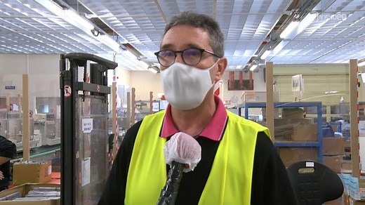 [ECONOMIE] -> Le groupe Gautier enregistre une forte baisse de son chiffre d’affaires Les meubles Gautier craignent de devoir mettre leurs usines temporairement à l’arrêt si les commerces ne rouvrent pas. A l’approche des fêtes de fin d’année, les chaînes de production tournent ainsi au ralenti. Un coup d’arrêt dans une période où l’entreprise réalise le plus gros de son chiffre d’affaires en temps normal. 👇 https://tvvendee.fr/actu/gautier-enregistre-une-baisse-de-80-de-son-chiffre-daffaires/ 