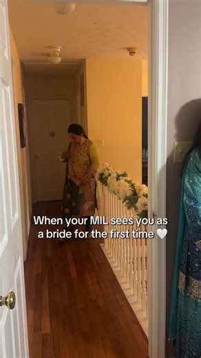 Her reaction says it all 🥺 #pakistaniwedding #dholki #2025bride #pakistani_tik_tok #desiweddings