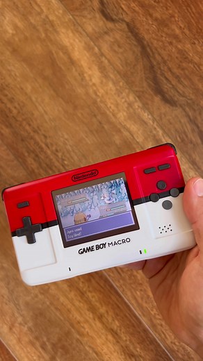 Custom Gameboy Macro Pokéball Style | Handheld Retro Gaming