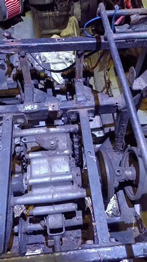 Відео користувача Мопедний Двір (@mopednuy_dvor) з композицією «оригінальний звук - Мопедний Двір»