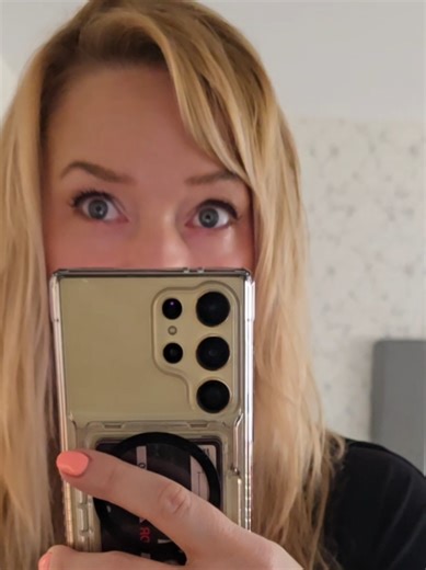 Do blue eyes make you feel like they're looking into your soul? #blueeyes #eyes #blonde #ootd #bosslady